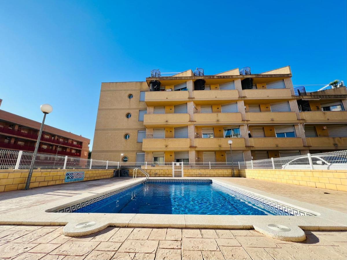 Apartamento Familiar Con Piscina A Un Paso De Playa Cala Sirenas 미아미플라자 외부 사진